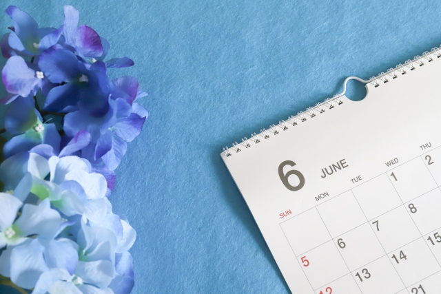 6月